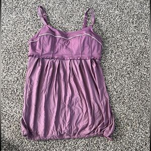 lululemon purple tank top with built in bra size 6